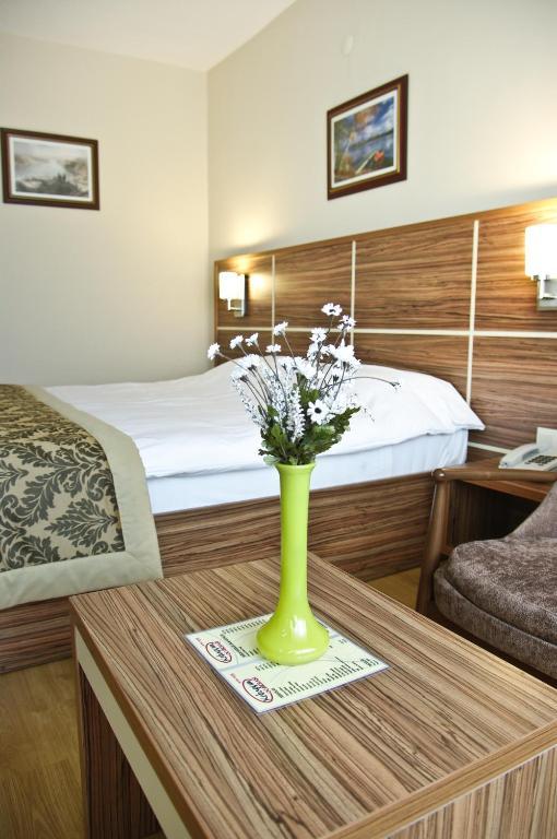 موجلا Petek Hotel المظهر الخارجي الصورة