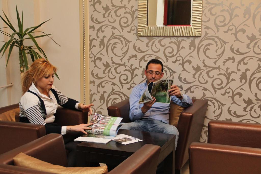 موجلا Petek Hotel الغرفة الصورة
